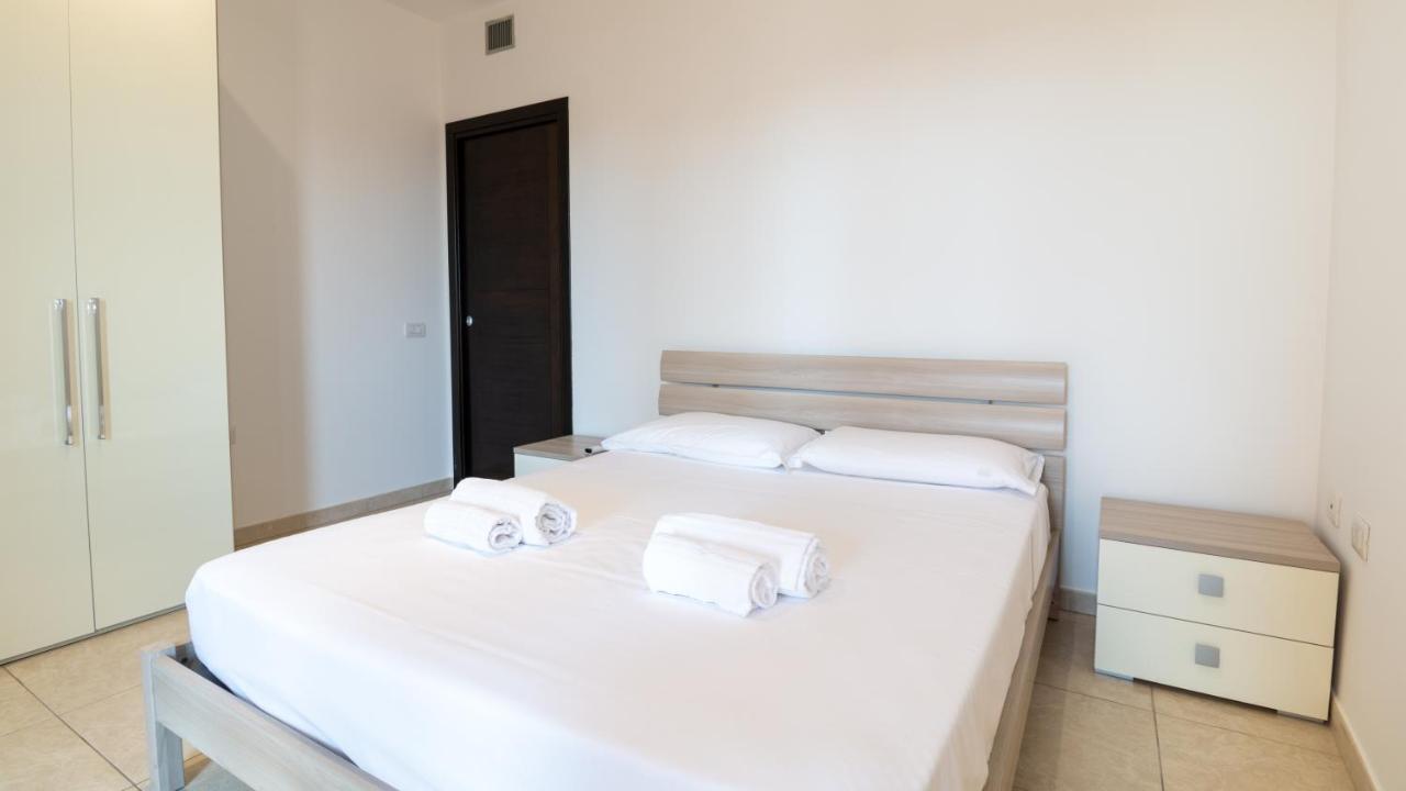 Sardinianworld - Xenia Boutique Tirso Apartment Oristano Bagian luar foto