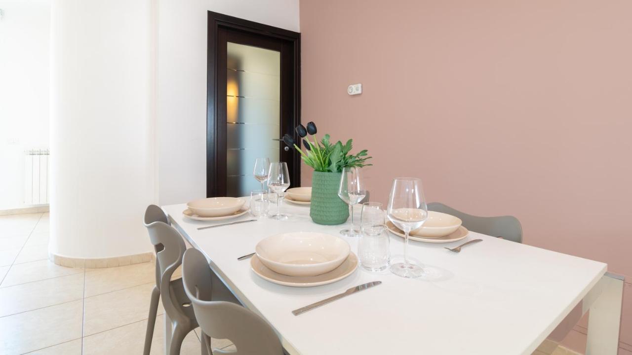Sardinianworld - Xenia Boutique Tirso Apartment Oristano Bagian luar foto