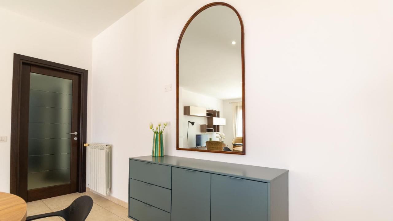 Sardinianworld - Xenia Boutique Tirso Apartment Oristano Bagian luar foto