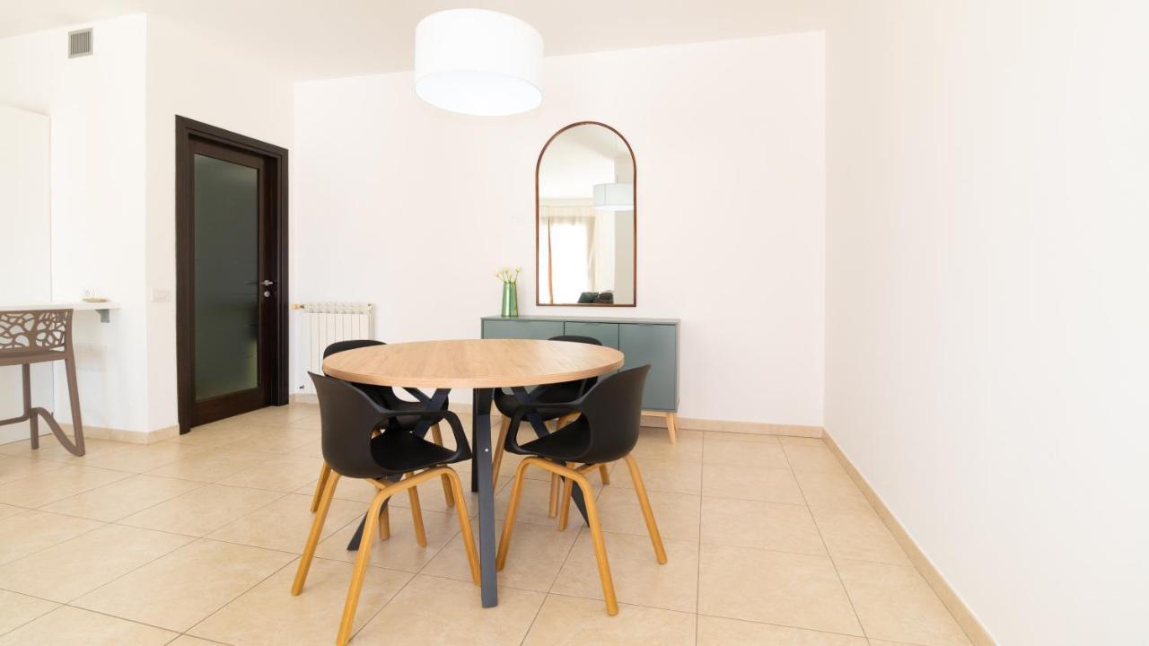 Sardinianworld - Xenia Boutique Tirso Apartment Oristano Bagian luar foto