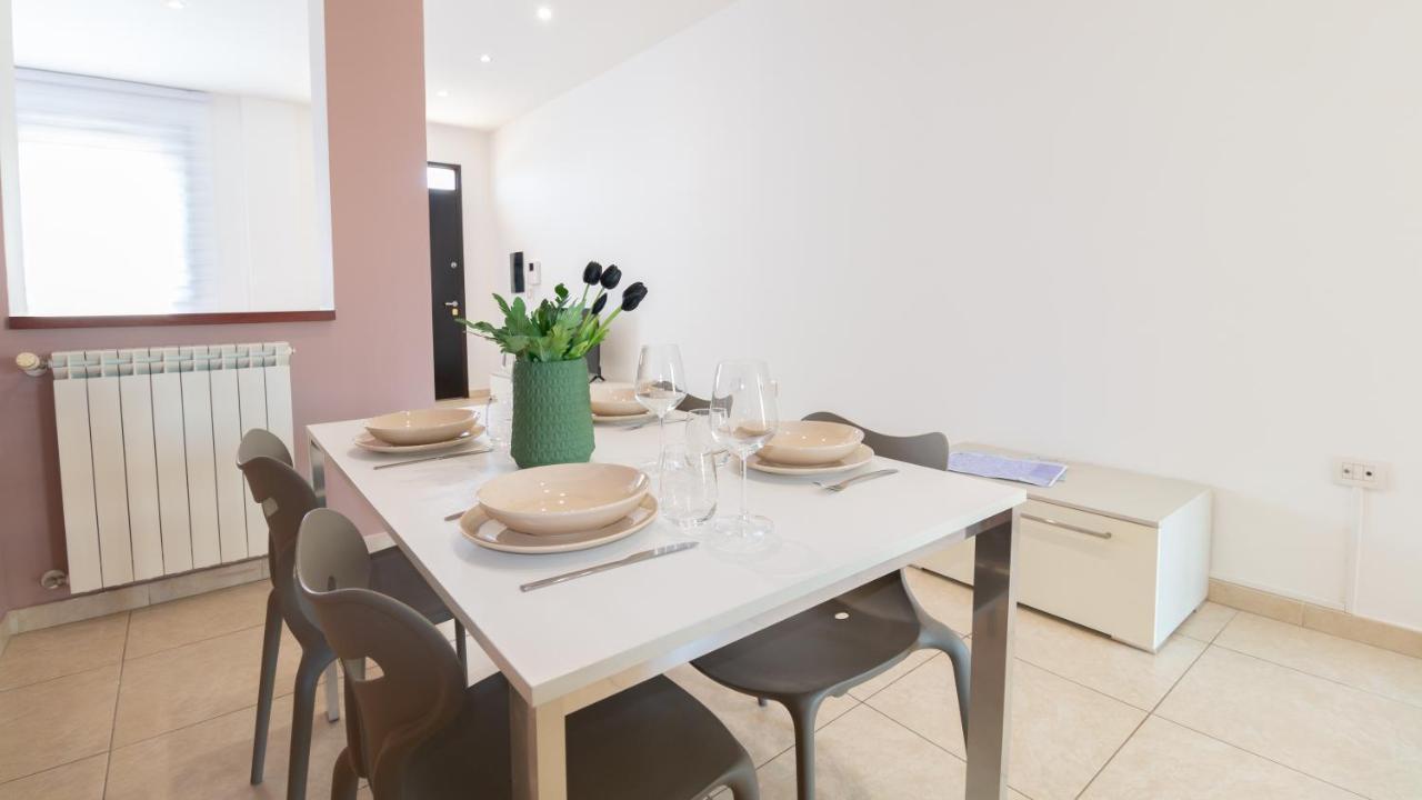 Sardinianworld - Xenia Boutique Tirso Apartment Oristano Bagian luar foto